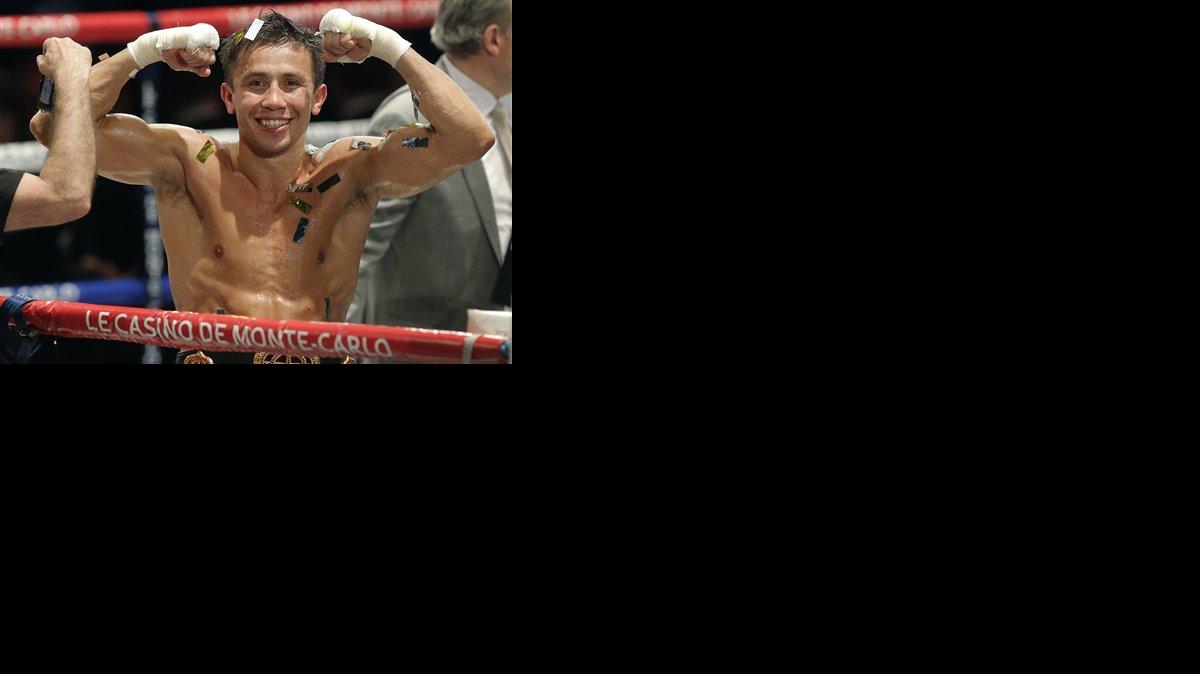 Foto de archivo del 30 de marzo de 2013 en la que el kazajo Gennady Golovkin reacciona tras vencer al japonés Nobuhiro Ishida en la pelea por el título mediano de la AMB.
