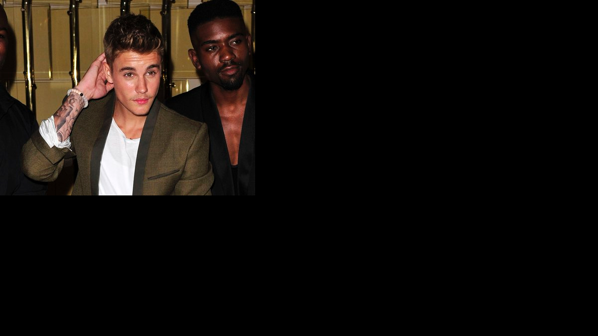 Justin Bieber al salir de un evento en Paris en una fotografía de archivo del 30 de septiembre de 2014.