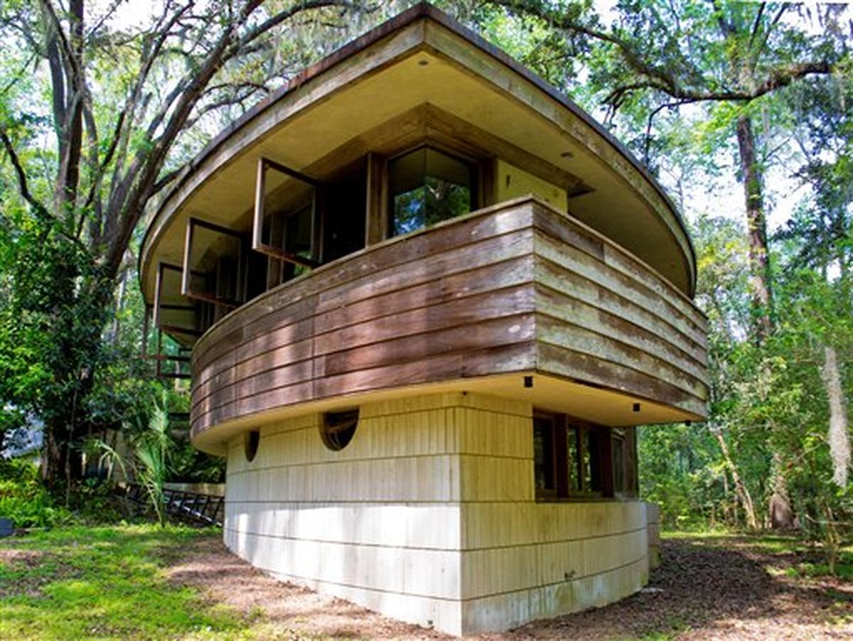 This undated image provided by Alan C. Spector via the National Trust for Historic Preservation shows Frank Lloyd Wright’s Spring House in Tallahassee, Fla., one of America’s 11 most endangered historic places. Designed by Frank Lloyd Wright and constructed in 1954, Spring House is the only built private residence designed by Wright in Florida. Its novel “hemicycle” form is one of very few surviving homes that Wright designed in this style. Preservationists say weather and the ravages of time have deteriorated the building.